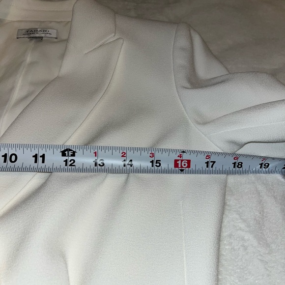 Tahari White Blazer and Skirt Set belted - Picture 15 of 16